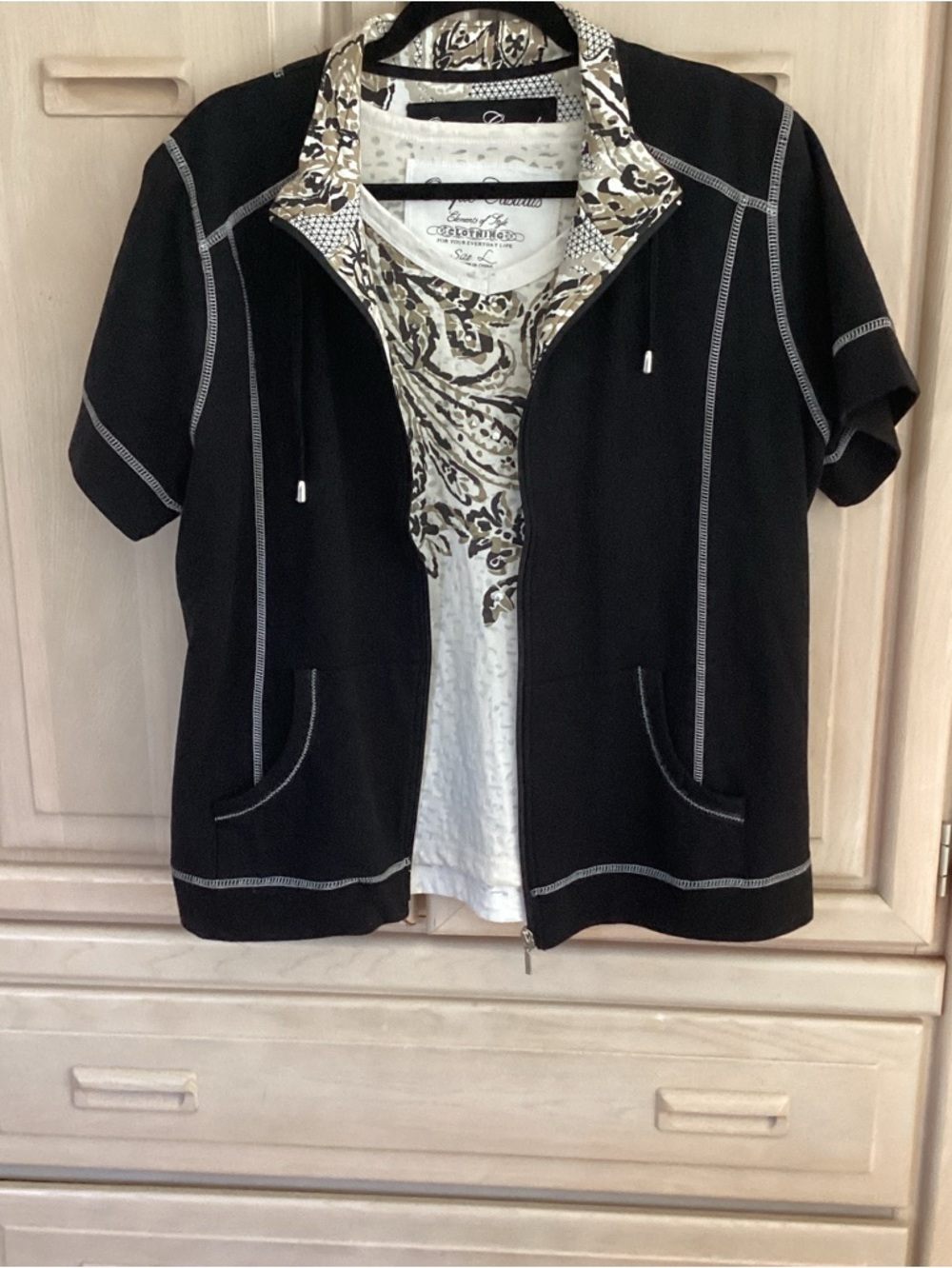 Y2K 2 piece Onque Casuals with paisley print top